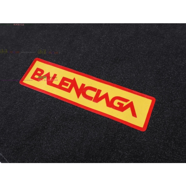 �������� �߷��þư� ���� Ƽ���� BL253689-1