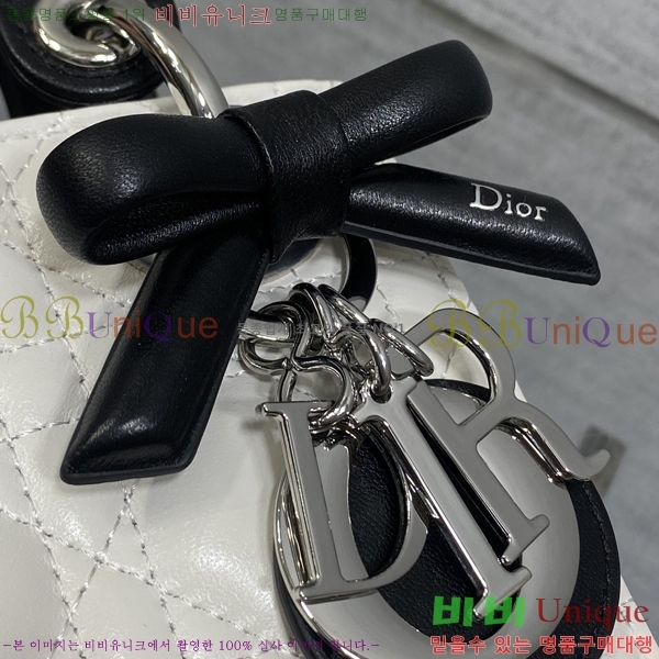 #��� ���� ���̵� ��� ü�� �� �̴� M0505-601