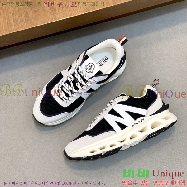 ���� ��**�� ����Ŀ�� M329747-3