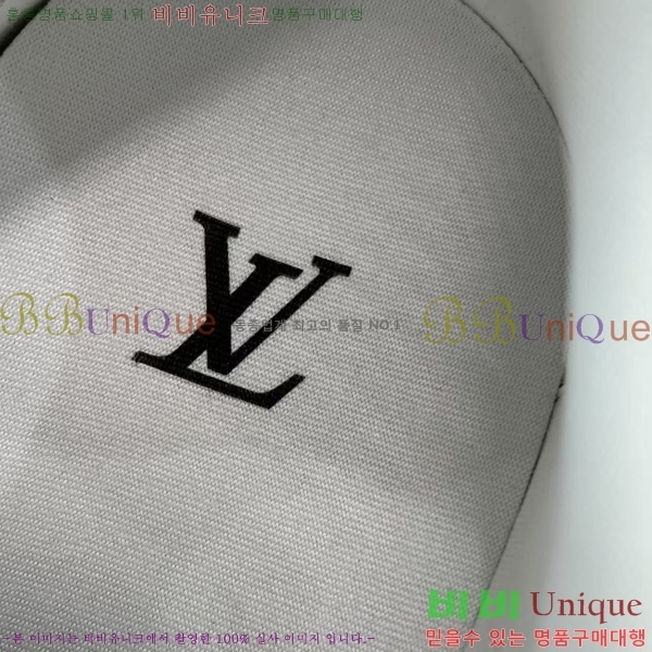 �������� LV Ʈ���̳� ����Ŀ�� LV5116602-12