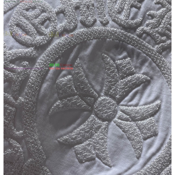 ���� ũ������ ���� Ƽ���� CH814256-4