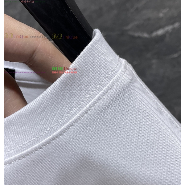 ���� ũ������ ���� Ƽ���� CH814256-10