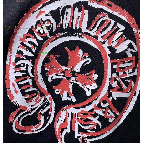 ���� ũ������ ���� Ƽ���� CH814256-11