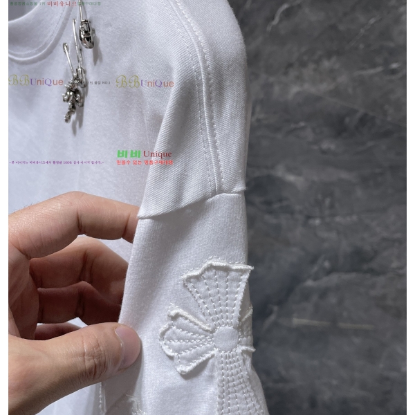 ���� ũ������ ���� Ƽ���� CH814256-12