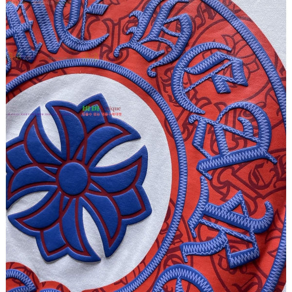 ���� ũ������ ���� Ƽ���� CH814256-18