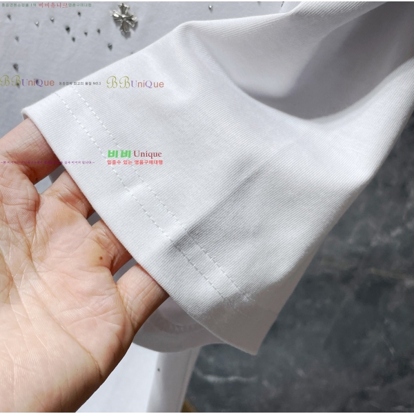 ���� ũ������ ���� Ƽ���� CH814256-19