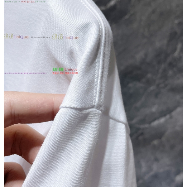 ���� ũ������ ���� Ƽ���� CH814256-31