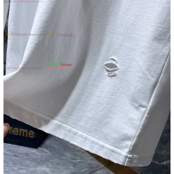 ���� ũ������ ���� Ƽ���� CH814256-37