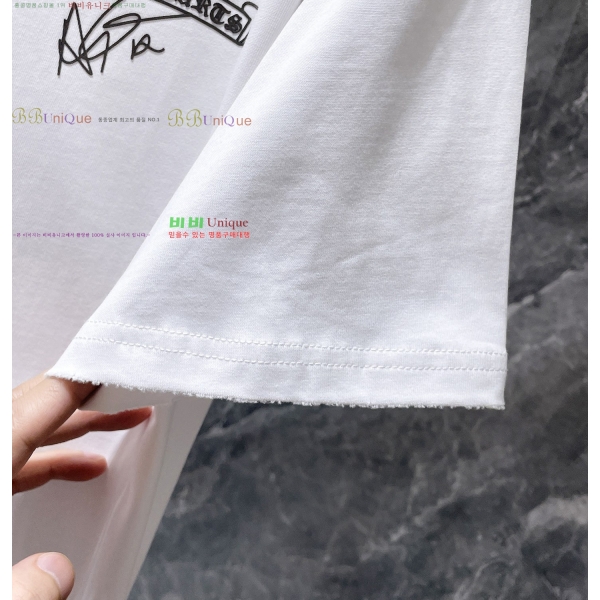 ���� ũ������ ���� Ƽ���� CH814257-4