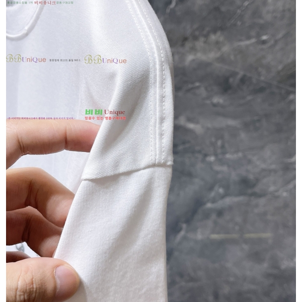 ���� ũ������ ���� Ƽ���� CH814257-5