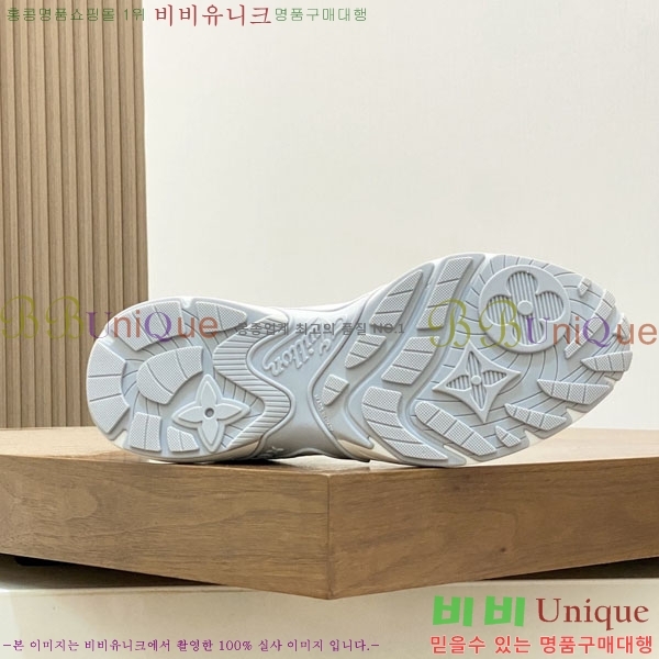 ���� ���̺��� ����Ŀ�� L8936000-1