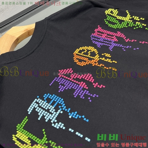 ���� ũ������ ���� Ƽ���� CH4287162-2