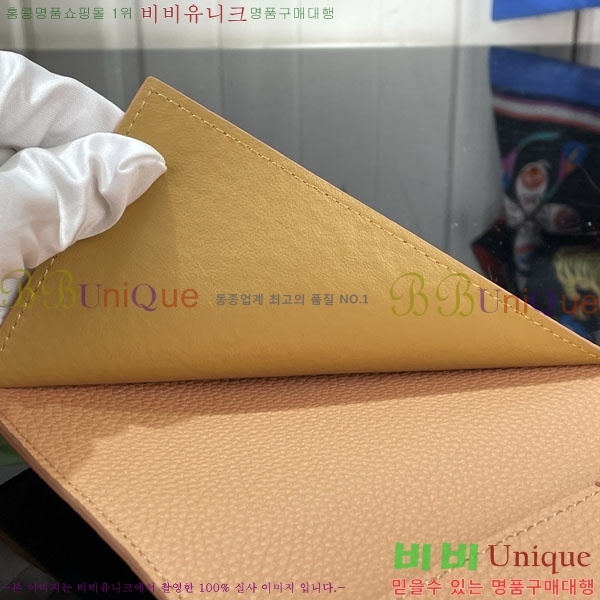 #����*�� �н���Ʈ Ŀ�� M27677-103