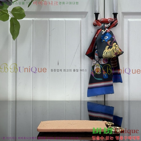 #����*�� LV �� ī�� Ȧ�� ���� M28129-101