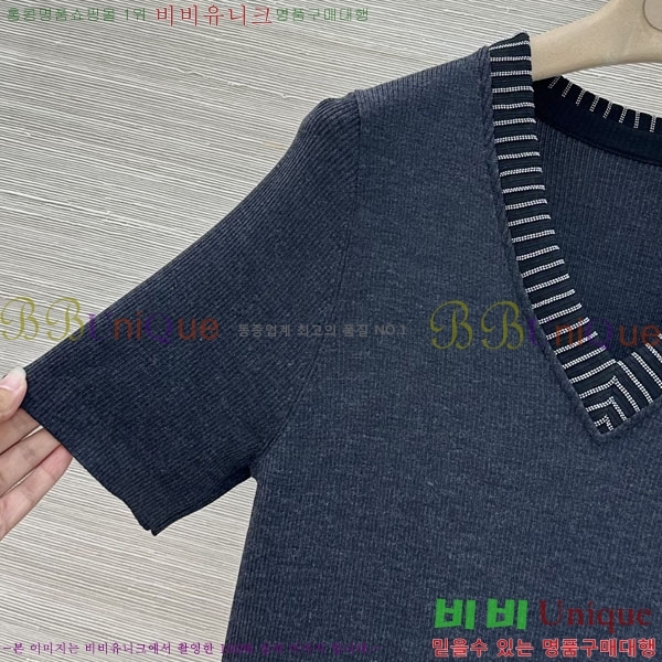 ���� ���ڷ� ��ġ�ڸ� ������ ���� Ƽ���� BC334507-11