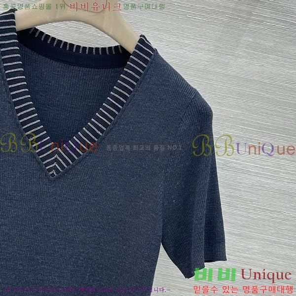 ���� ���ڷ� ��ġ�ڸ� ������ ���� Ƽ���� BC334507-11