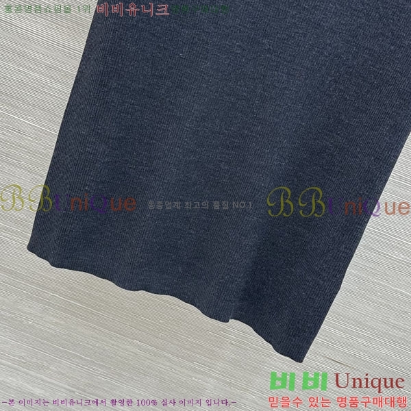 ���� ���ڷ� ��ġ�ڸ� ������ ���� Ƽ���� BC334507-11