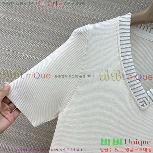���� ���ڷ� ��ġ�ڸ� ������ ���� Ƽ���� BC334507-13