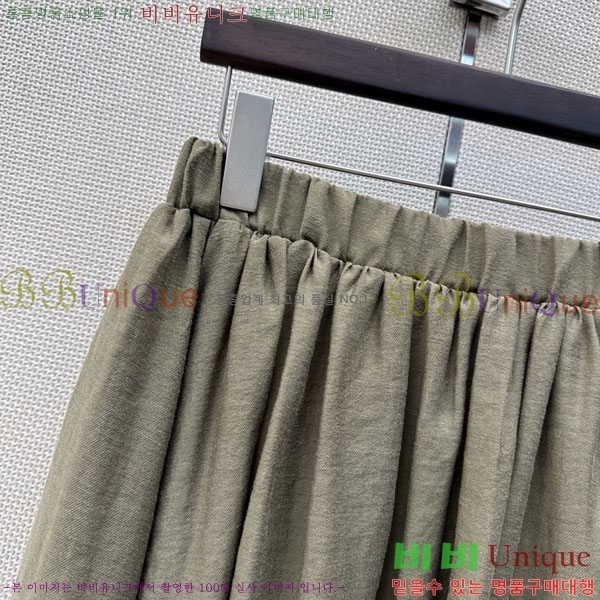 ���� ���ڷ� ��ġ�ڸ� ��ĿƮ BC342457-3