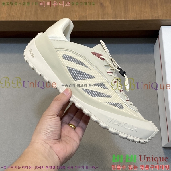 ���� ��**�� ����Ŀ�� M66424-8