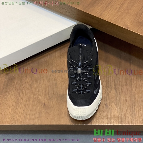 ���� ��**�� ����Ŀ�� M66424-5