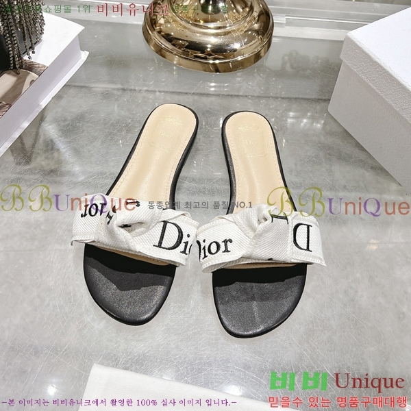 ��* J'ADIOR ���� 31D265612-3