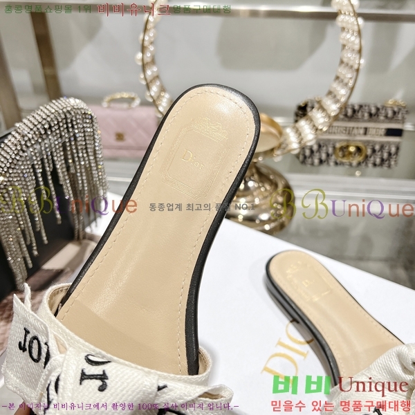 ��* J'ADIOR ���� 31D265612-3