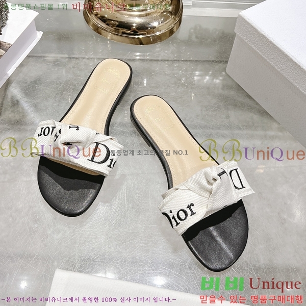 ��* J'ADIOR ���� 31D265612-3