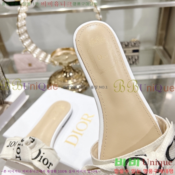 ��* J'ADIOR ���� 31D265612-1