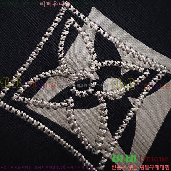 ���� ���̺��� ���� Ƽ���� LV44529-1