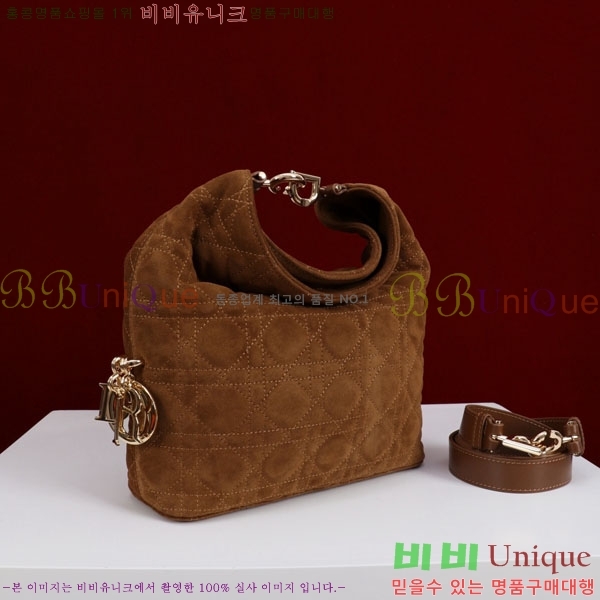 #��* �̴Ϲ� M1538-9