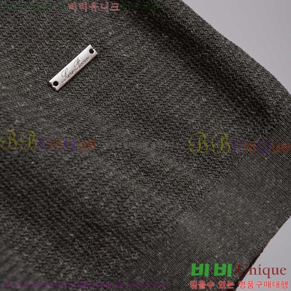 ���� �η�**�� ���� Ƽ���� LP265413-2