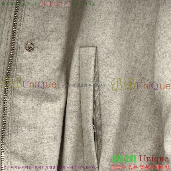 ���� �η�**�� Ż���� ���� �ٿ� �е� LP4570866-4