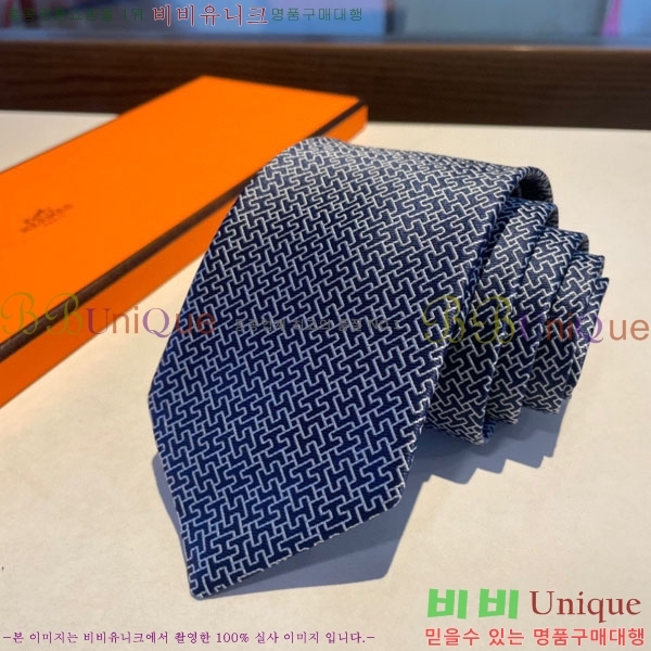 #�����޽� ��Ÿ�� HQ523623-3