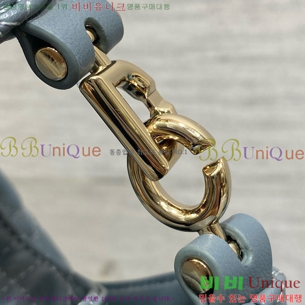#��* ������ ȣ�� �� �̴� M2868-17