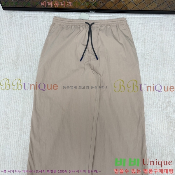 ���� �ο��� ��� ���� 32BU2681813-1