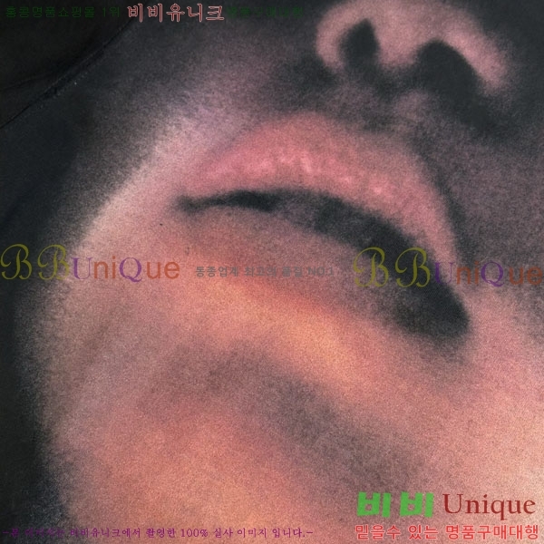 ���� �߷��þư� ���� Ƽ���� BL97444