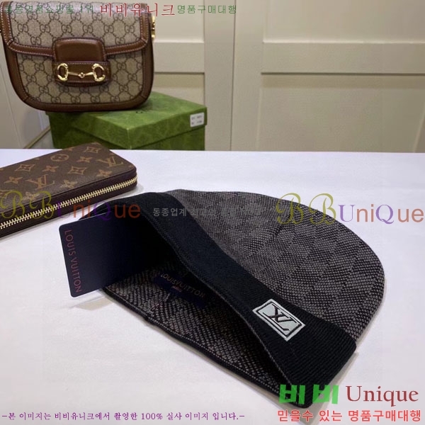 ����*�� ���� L8228064-7
