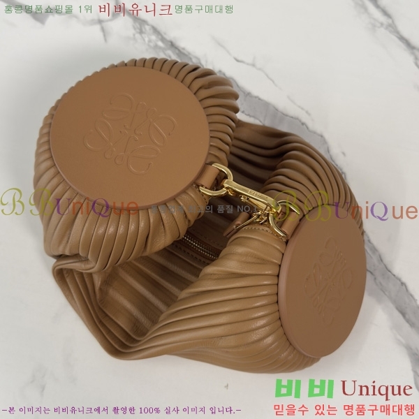 #�ο��� pouch ����� 522129-102