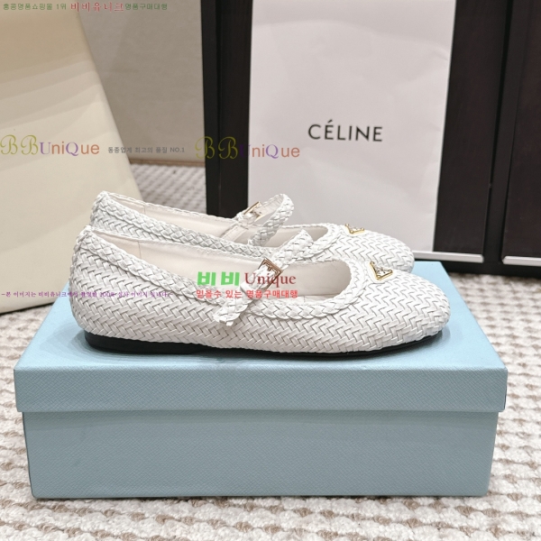 ����� �޸����� �÷����� 32PR268202-4