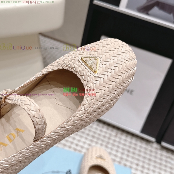 ����� �޸����� �÷����� 32PR268202-2