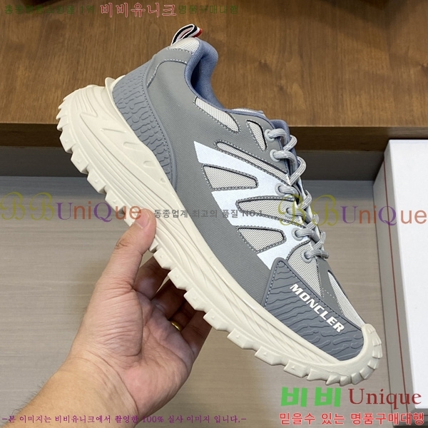 ���� ��**�� ����Ŀ�� M9706625-1