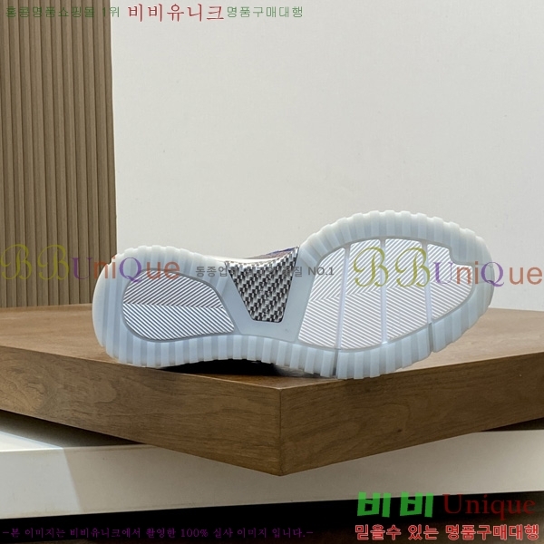 ���� ���̺��� ����Ŀ�� LV4430050-3