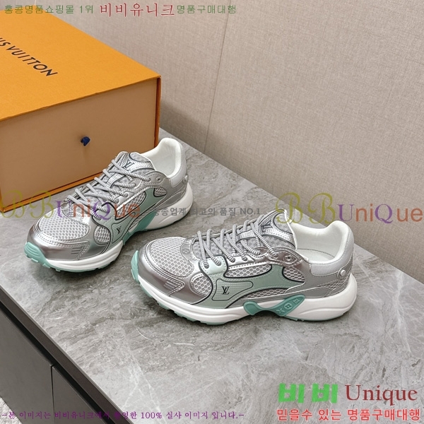�������� ���̺��� L Olympia ����Ŀ�� LV400055-3