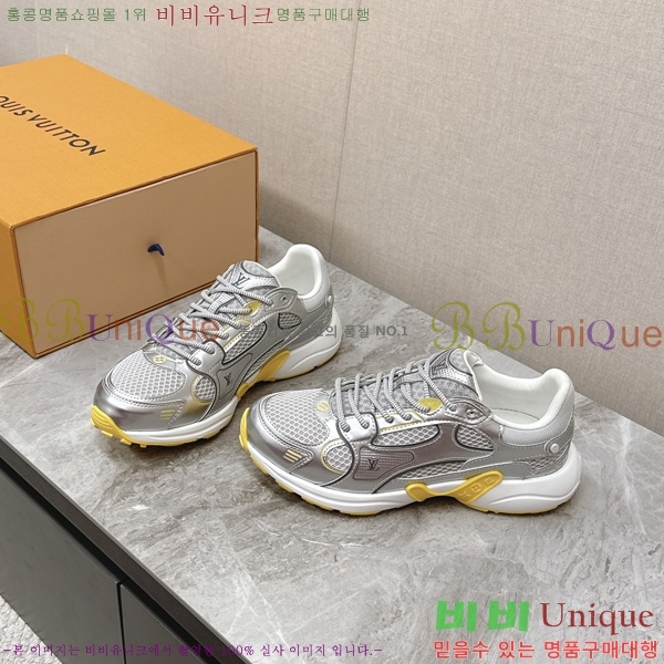 �������� ���̺��� L Olympia ����Ŀ�� LV400055-1
