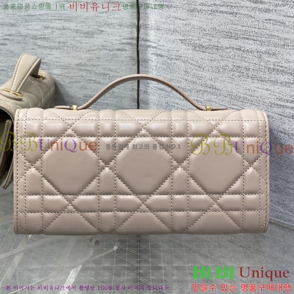 ��� Miss Caro Ŭ��ġ�� DO450665-103