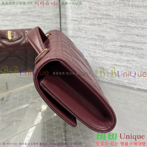 ��� Miss Caro Ŭ��ġ�� DO450665-104