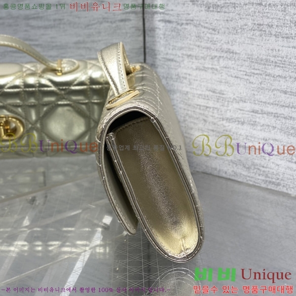 ��� Miss Caro Ŭ��ġ�� DO450665-106