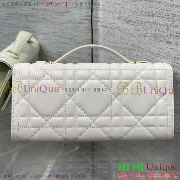 ��� Miss Caro Ŭ��ġ�� DO450665-107