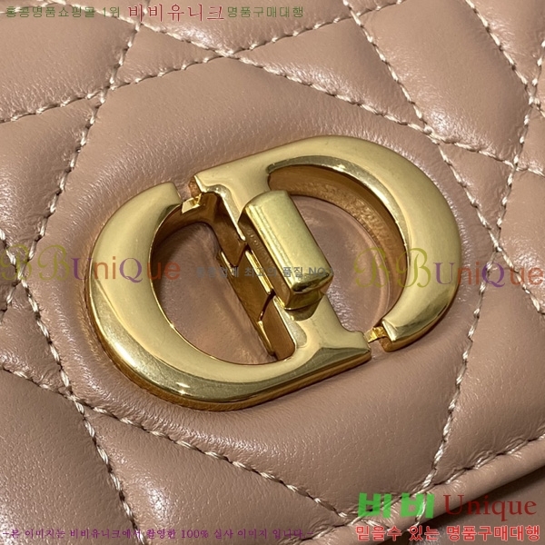 ��� Miss Caro Ŭ��ġ�� DO450665-109